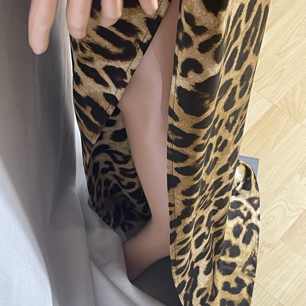 MICAS Leopard Print Satin Maxi Dress Gold Chain Open Back Size L - Picture 4 of 9
